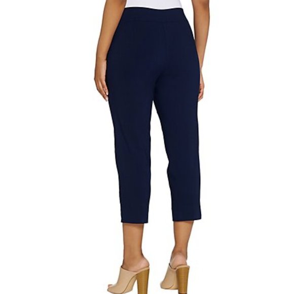 Susan Graver Uptown Stretch Pull-On Crop Pants  9256 - Picture 2 of 2